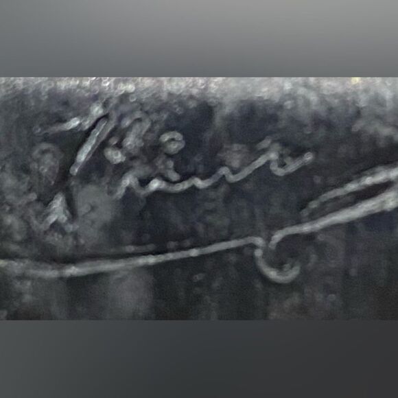 Miniature Ceramic Victorian Style Red Shoe Signed Pin Cushion Unique Figurine - Picture 6 of 7